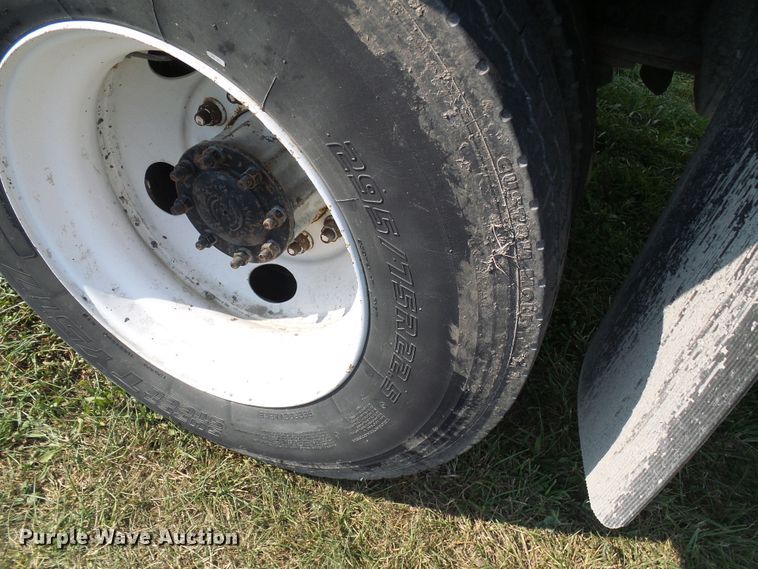 image for item DG2085 2007 Freightliner Business Class M2  box truck