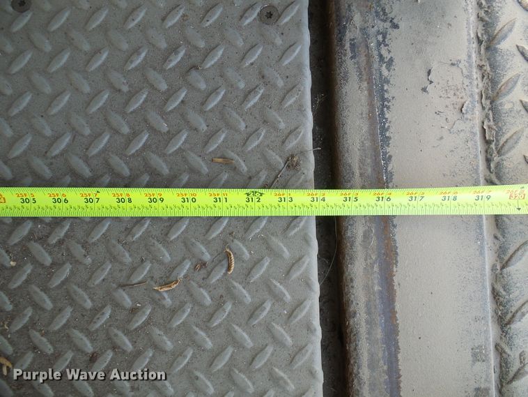 image for item DG2085 2007 Freightliner Business Class M2  box truck