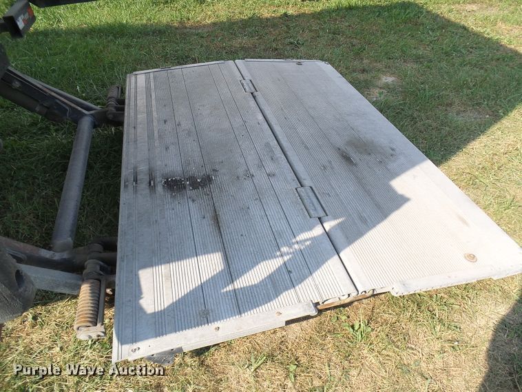 image for item DG2085 2007 Freightliner Business Class M2  box truck