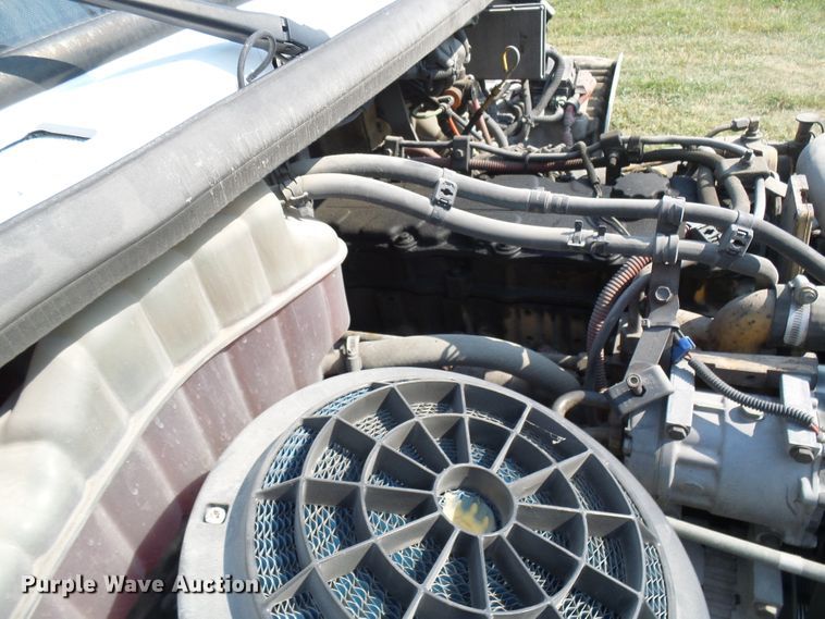 image for item DG2085 2007 Freightliner Business Class M2  box truck