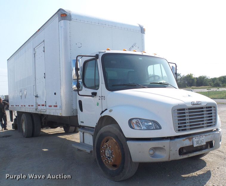 image for item DG2088 2007 Freightliner Business Class M2  box truck