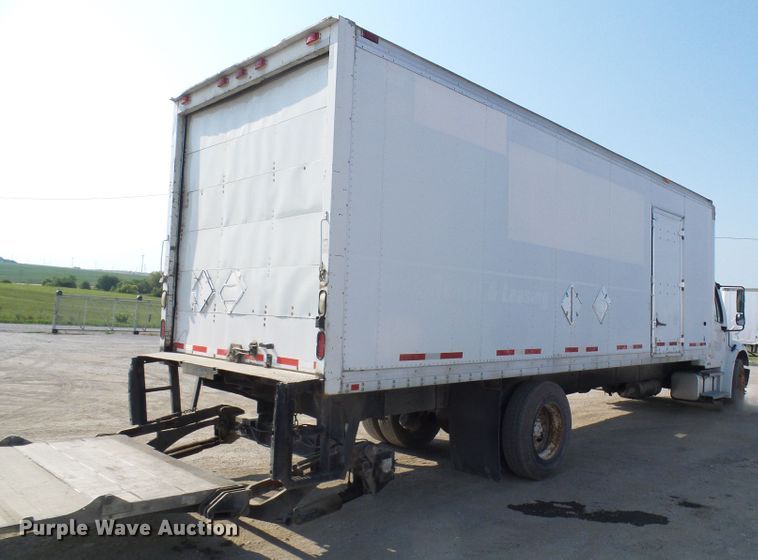 image for item DG2088 2007 Freightliner Business Class M2  box truck