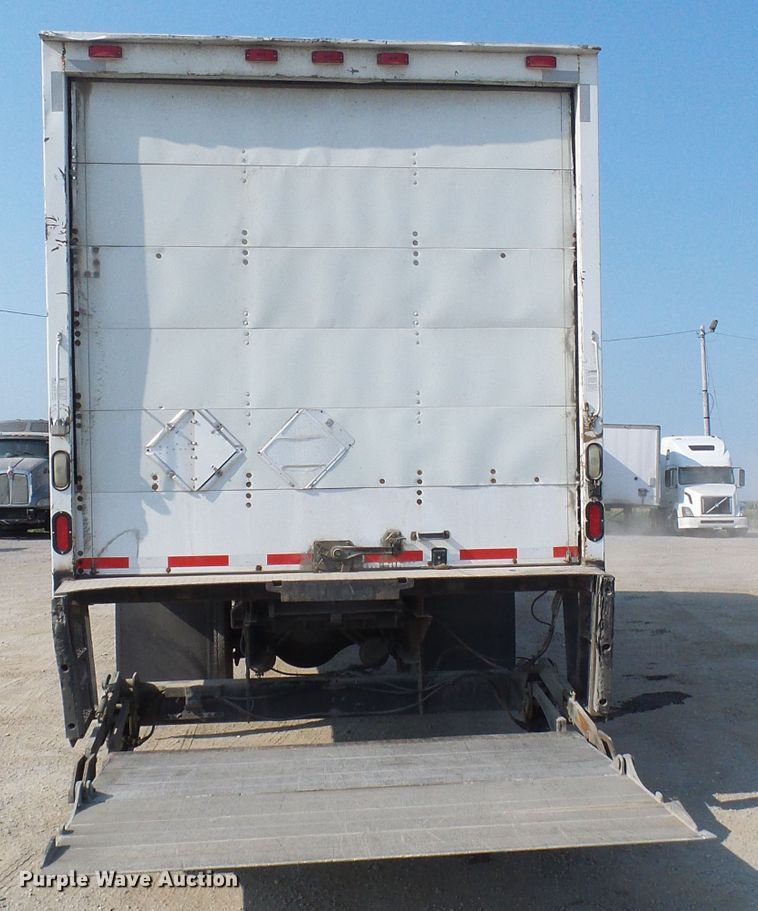 image for item DG2088 2007 Freightliner Business Class M2  box truck