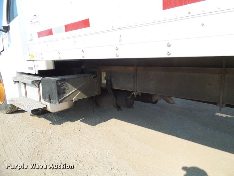 image for item DG2088 2007 Freightliner Business Class M2  box truck