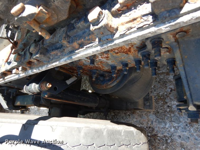 image for item DG6876 2009 Volvo VN Series  semi truck