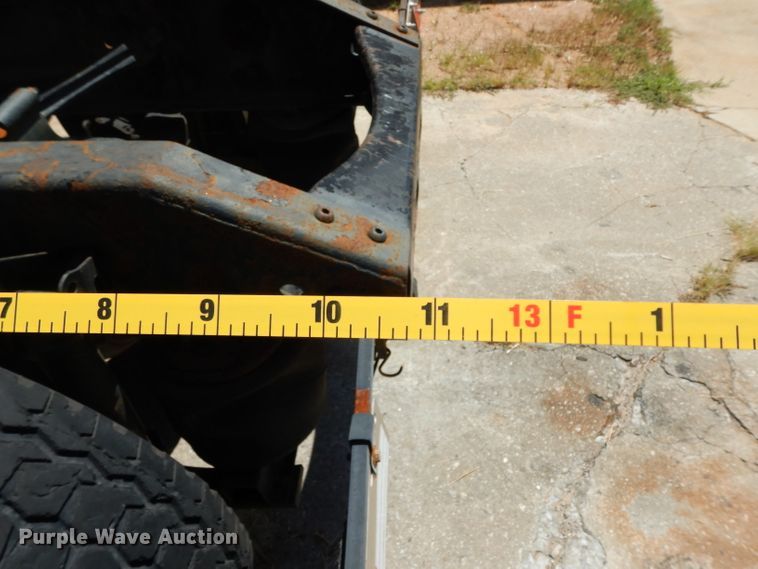 image for item DG6876 2009 Volvo VN Series  semi truck