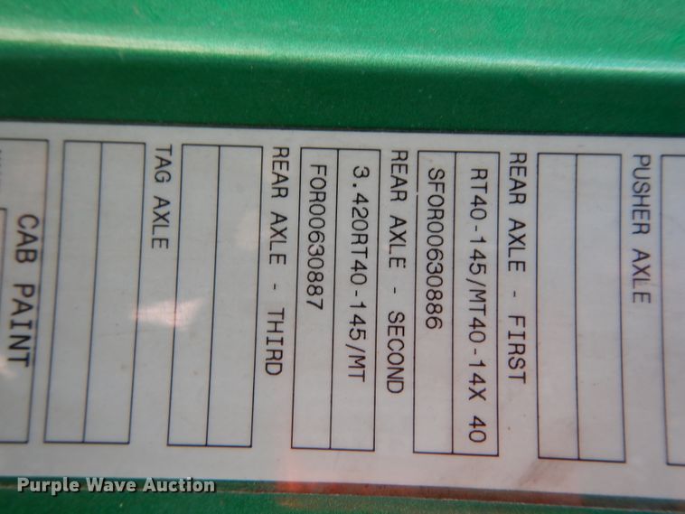 image for item DG6876 2009 Volvo VN Series  semi truck