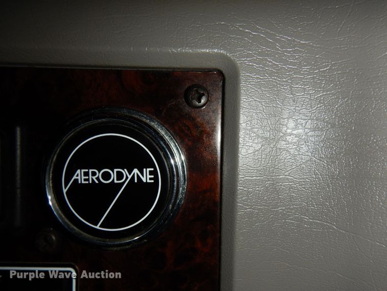 image for item DG6877 2011 Kenworth T660  semi truck