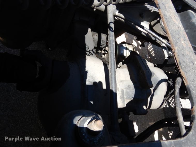 image for item DG6877 2011 Kenworth T660  semi truck