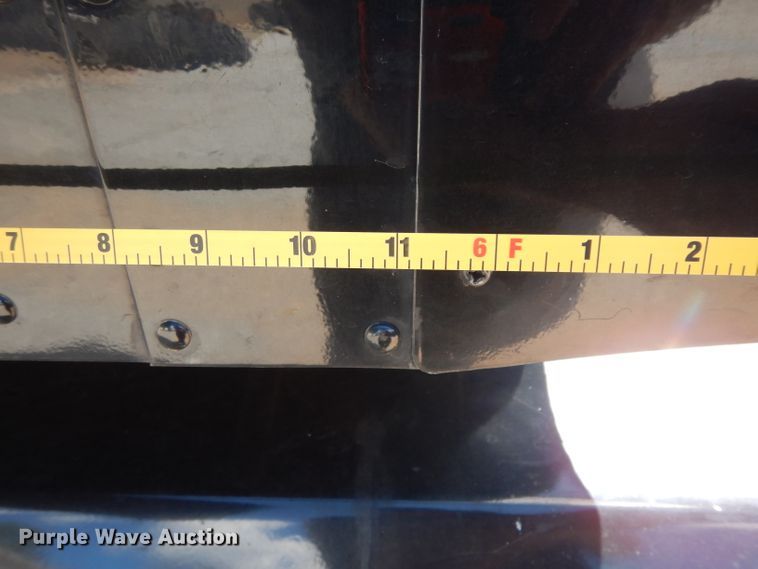 image for item DG6877 2011 Kenworth T660  semi truck