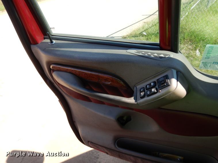 image for item DG6878 2006 Peterbilt 387  semi truck