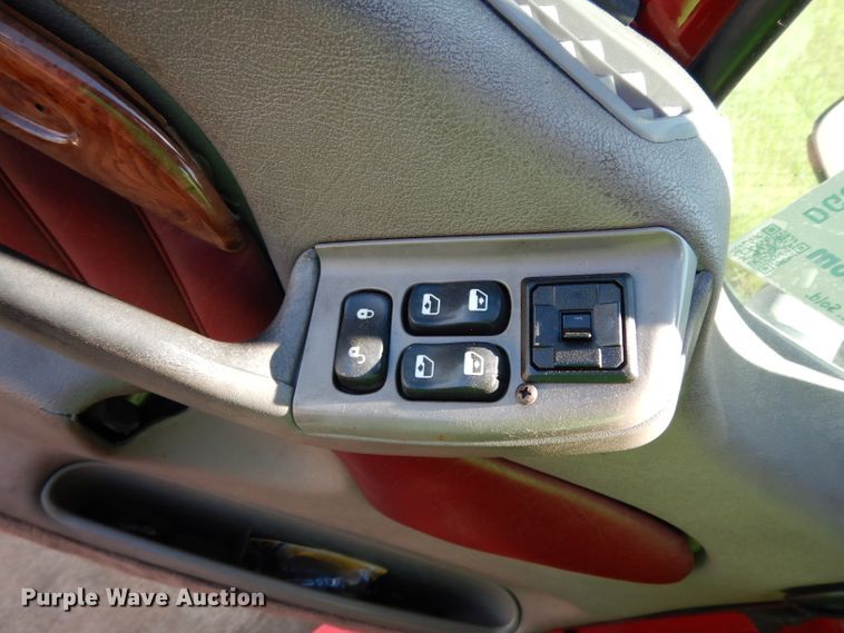 image for item DG6878 2006 Peterbilt 387  semi truck