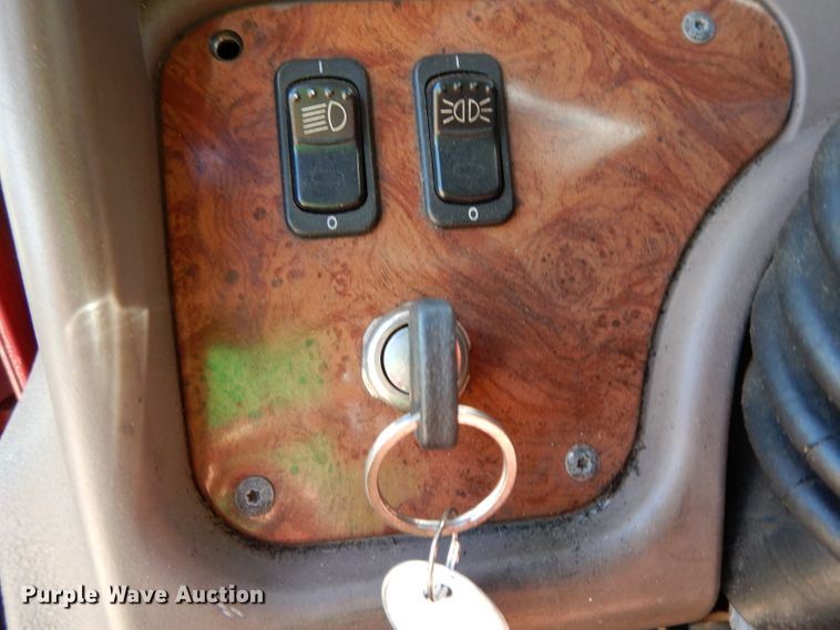 image for item DG6878 2006 Peterbilt 387  semi truck