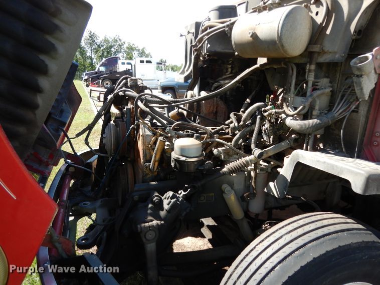 image for item DG6878 2006 Peterbilt 387  semi truck