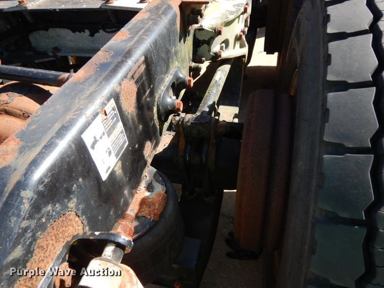 image for item DG6878 2006 Peterbilt 387  semi truck