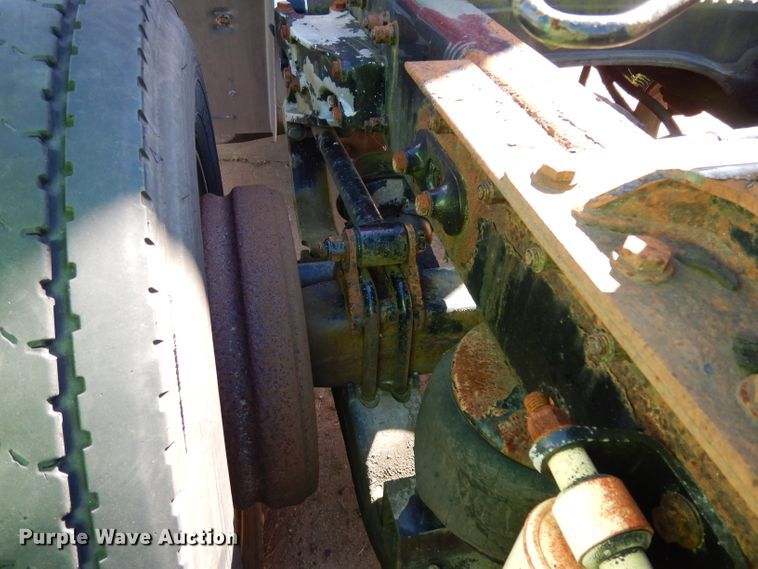 image for item DG6878 2006 Peterbilt 387  semi truck