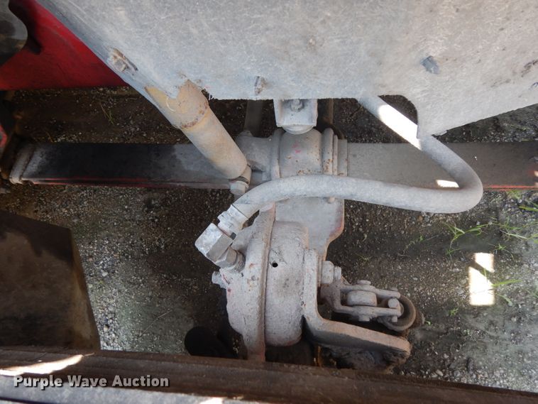 image for item DG6970 1996 International 9400  semi truck