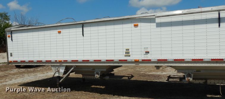 image for item DG6971 2015 Wilson DWH-500 double hopper bottom grain trailer