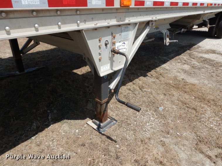 image for item DG6971 2015 Wilson DWH-500 double hopper bottom grain trailer