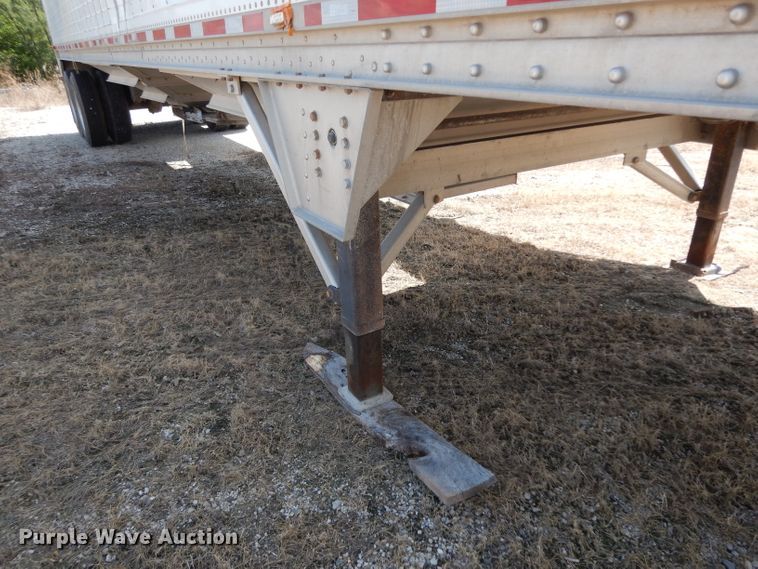 image for item DG6971 2015 Wilson DWH-500 double hopper bottom grain trailer