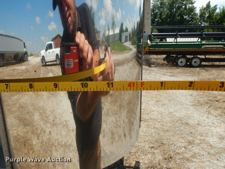 image for item DG6971 2015 Wilson DWH-500 double hopper bottom grain trailer