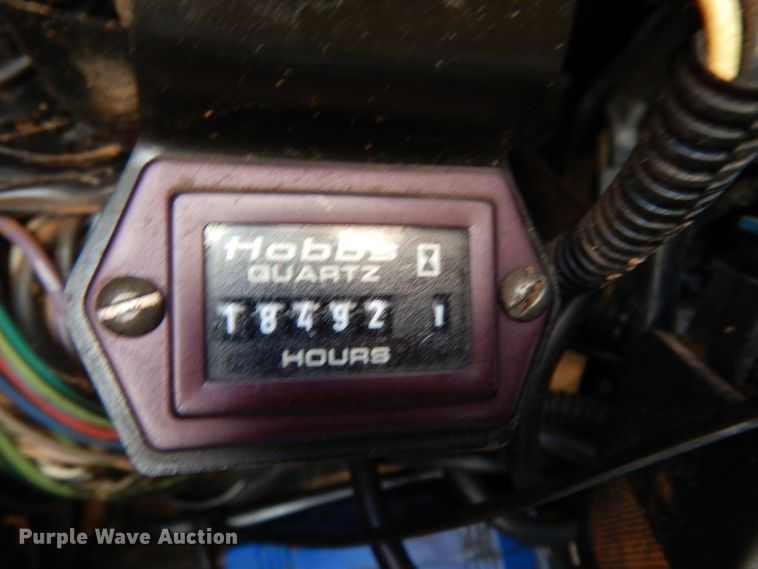 image for item DG6974 2001 GMC C7500  bucket truck