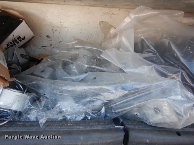 image for item DG6974 2001 GMC C7500  bucket truck