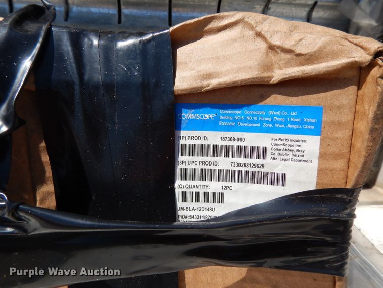 image for item DG6974 2001 GMC C7500  bucket truck