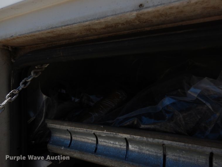 image for item DG6974 2001 GMC C7500  bucket truck