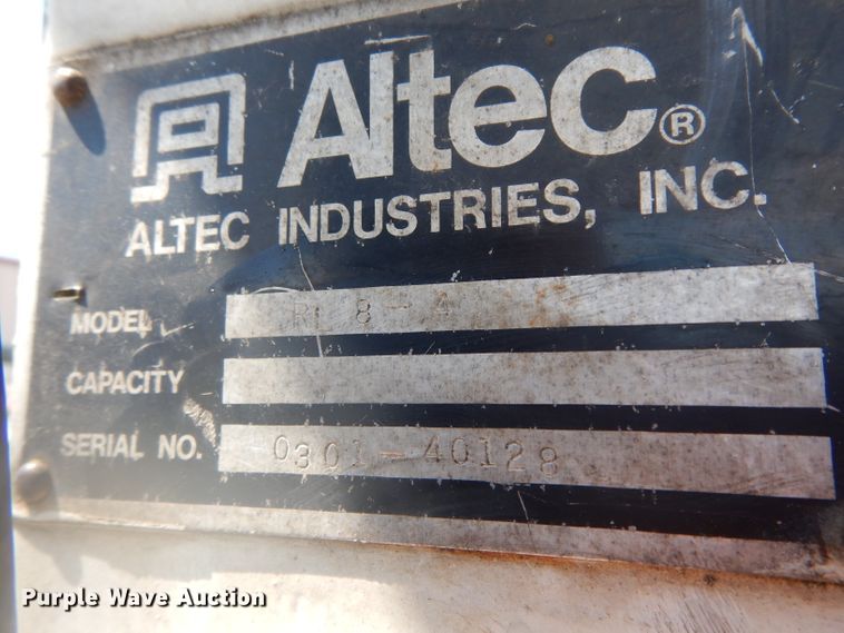 image for item DG6974 2001 GMC C7500  bucket truck