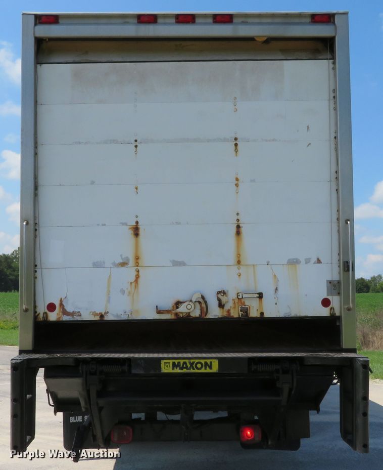 image for item DH1139 2007 Chevrolet T7500  box truck