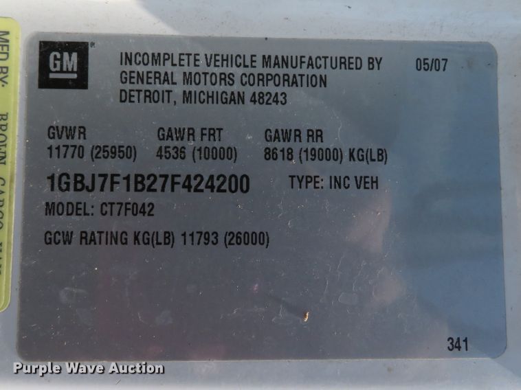 image for item DH1139 2007 Chevrolet T7500  box truck