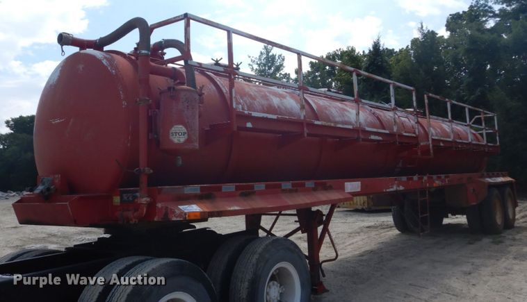 image for item DH5160 2005 VE Enterprises EV-130 vacuum trailer