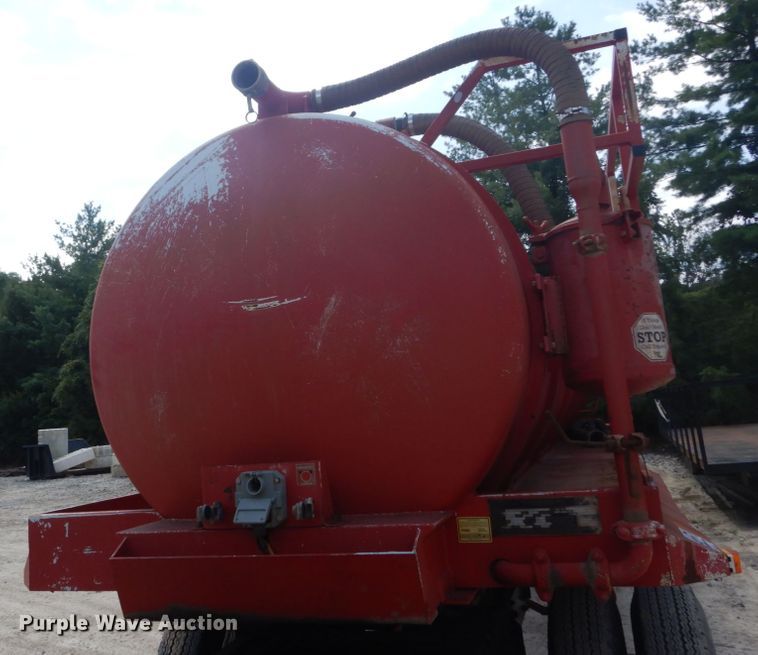 image for item DH5160 2005 VE Enterprises EV-130 vacuum trailer