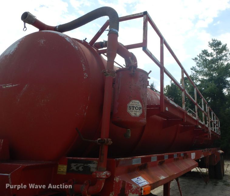 image for item DH5160 2005 VE Enterprises EV-130 vacuum trailer