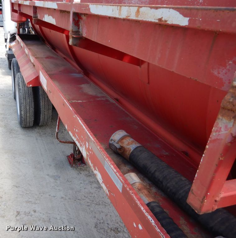 image for item DH5160 2005 VE Enterprises EV-130 vacuum trailer