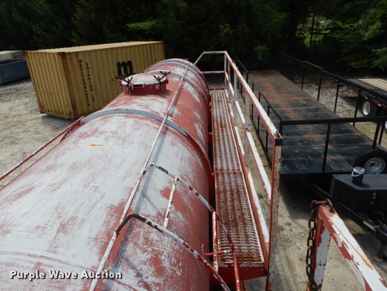 image for item DH5160 2005 VE Enterprises EV-130 vacuum trailer