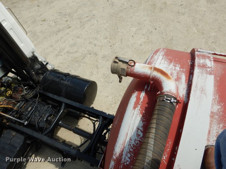 image for item DH5160 2005 VE Enterprises EV-130 vacuum trailer