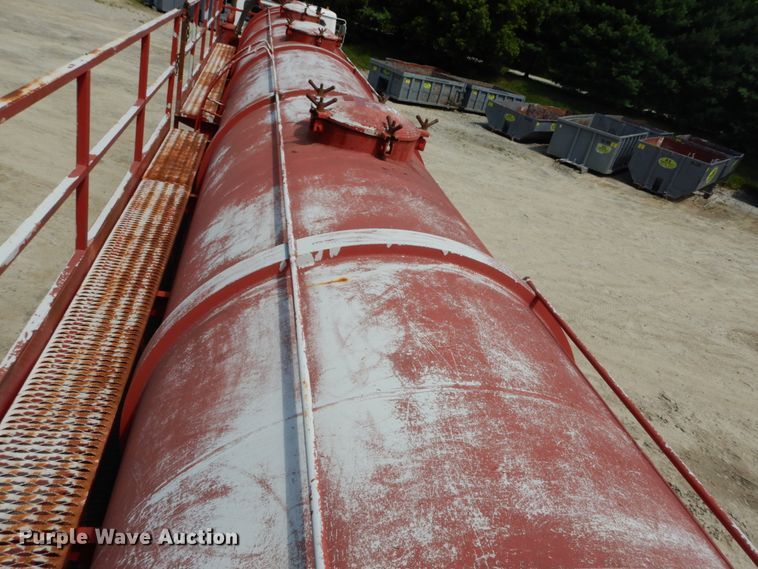 image for item DH5160 2005 VE Enterprises EV-130 vacuum trailer