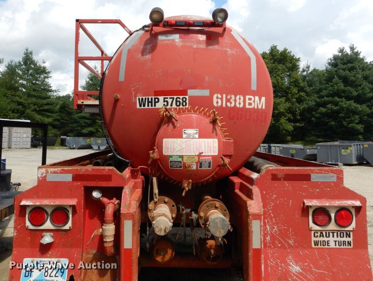 image for item DH5160 2005 VE Enterprises EV-130 vacuum trailer