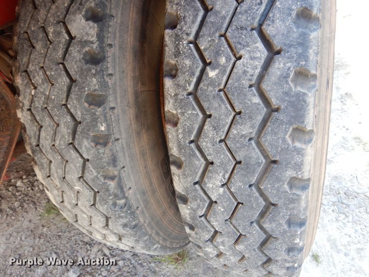 image for item DH5160 2005 VE Enterprises EV-130 vacuum trailer