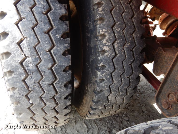 image for item DH5160 2005 VE Enterprises EV-130 vacuum trailer