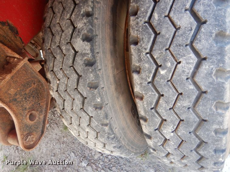 image for item DH5160 2005 VE Enterprises EV-130 vacuum trailer