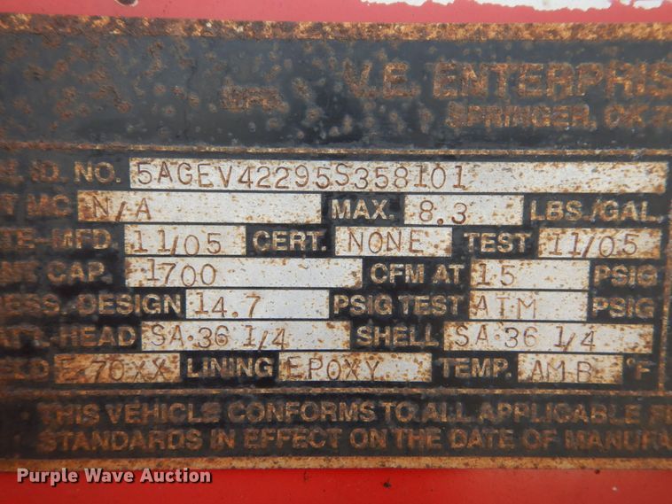 image for item DH5160 2005 VE Enterprises EV-130 vacuum trailer