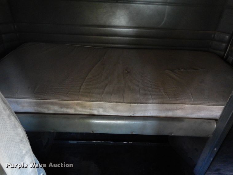 image for item DH6591 1993 Peterbilt 379  semi truck