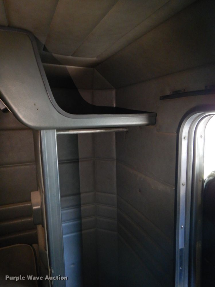 image for item DH6591 1993 Peterbilt 379  semi truck