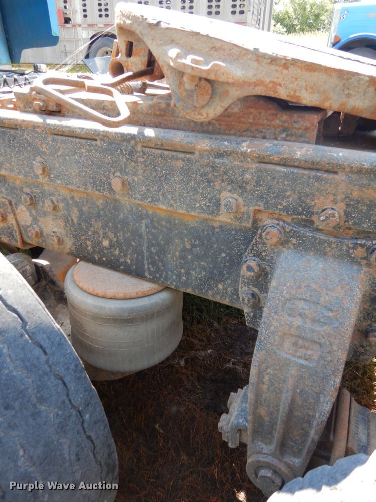 image for item DH6591 1993 Peterbilt 379  semi truck