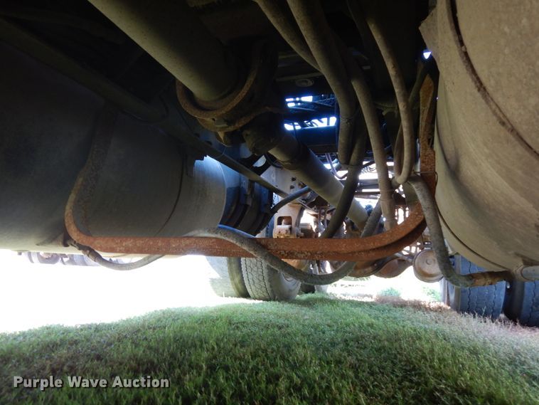 image for item DH6591 1993 Peterbilt 379  semi truck