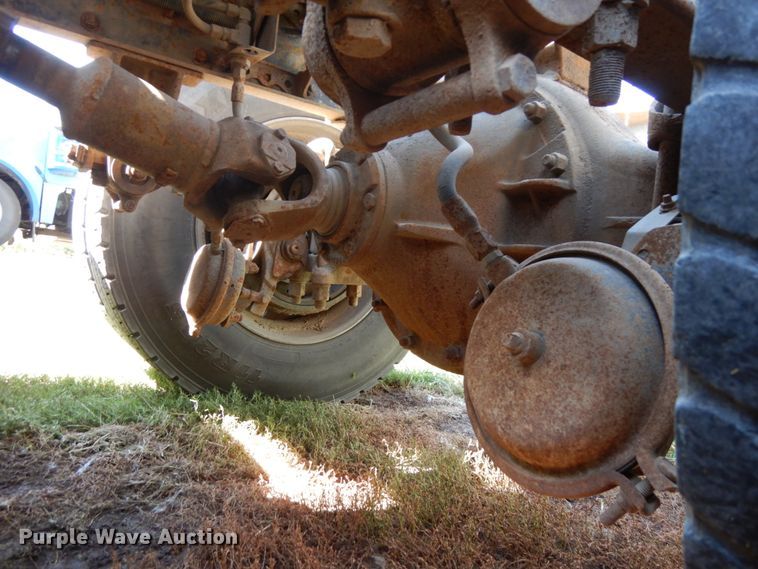 image for item DH6591 1993 Peterbilt 379  semi truck