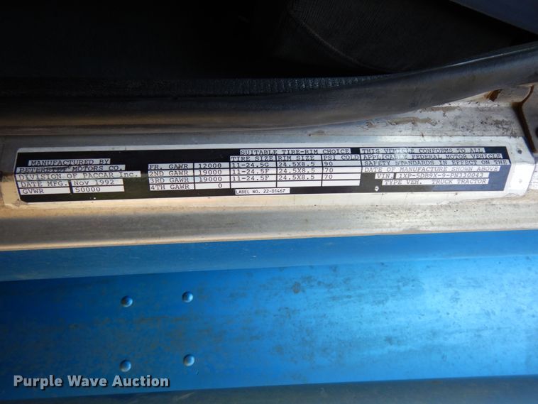 image for item DH6591 1993 Peterbilt 379  semi truck